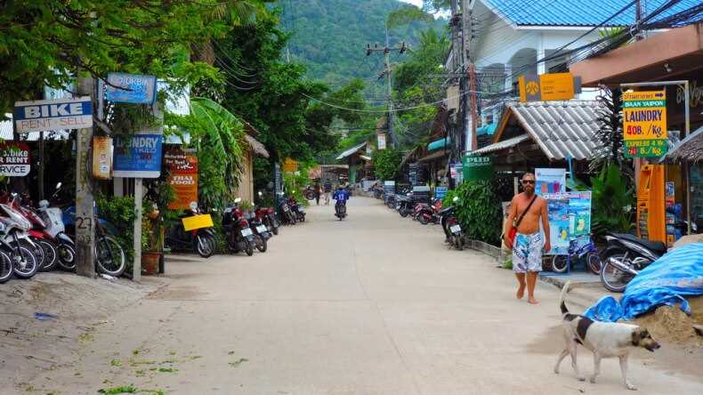 Rent a bike in Koh Tao